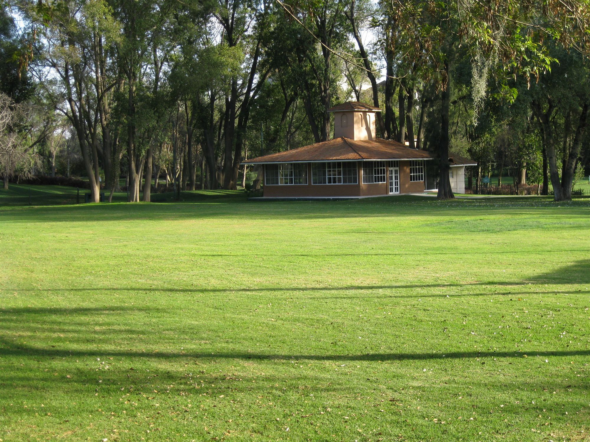 Hotel Real Del Bosque Golf And Spa Тула де Аленде Екстериор снимка